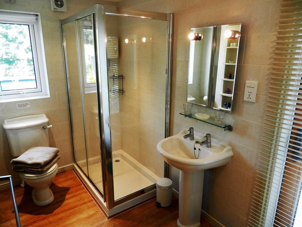 Ffynnon Fendigaid Bed And Breakfast Aberporth Buitenkant foto